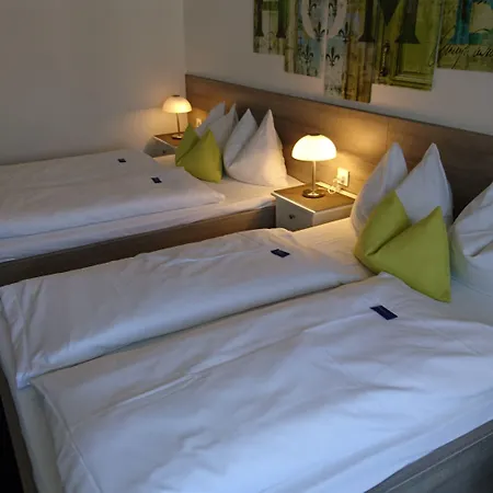 Deutschherrenhof Отель 3*