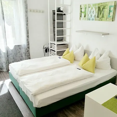 Deutschherrenhof فندق 3*