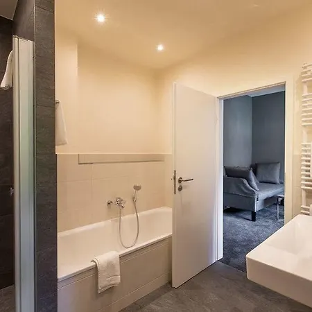 Deutschherrenhof Hotel 3*
