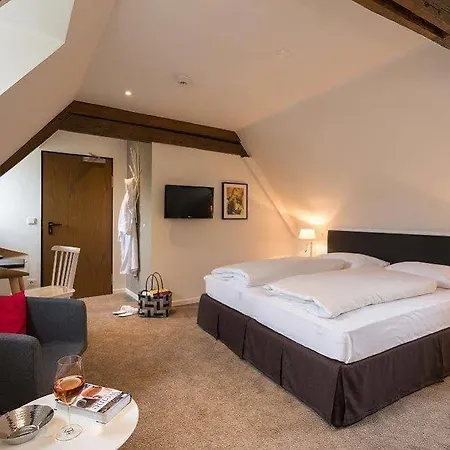 Szálloda Deutschherrenhof 3*