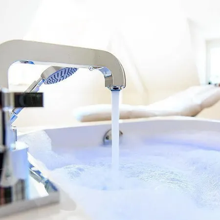 Szálloda Deutschherrenhof 3*