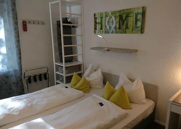 ドイチェヘーレンホフ 3*