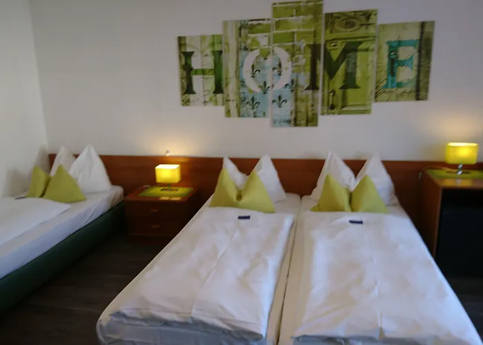 ドイチェヘーレンホフ 3*