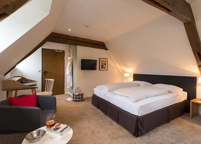 ホテル ドイチェヘーレンホフ 3*