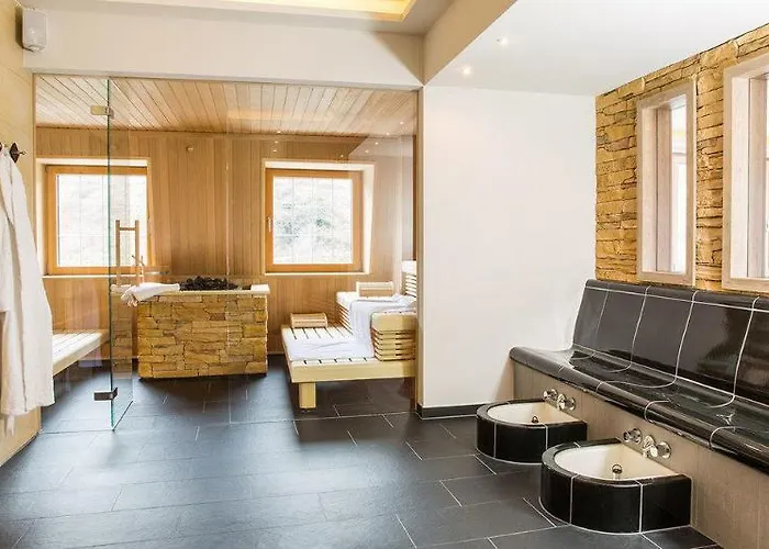 ドイチェヘーレンホフ 3* トリーア